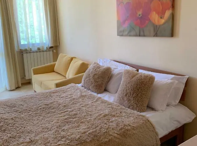 Studios-villa Park Sv Hotel *